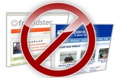  Mỹ khóa truy cập website để hỗ trợ Nhật Bản