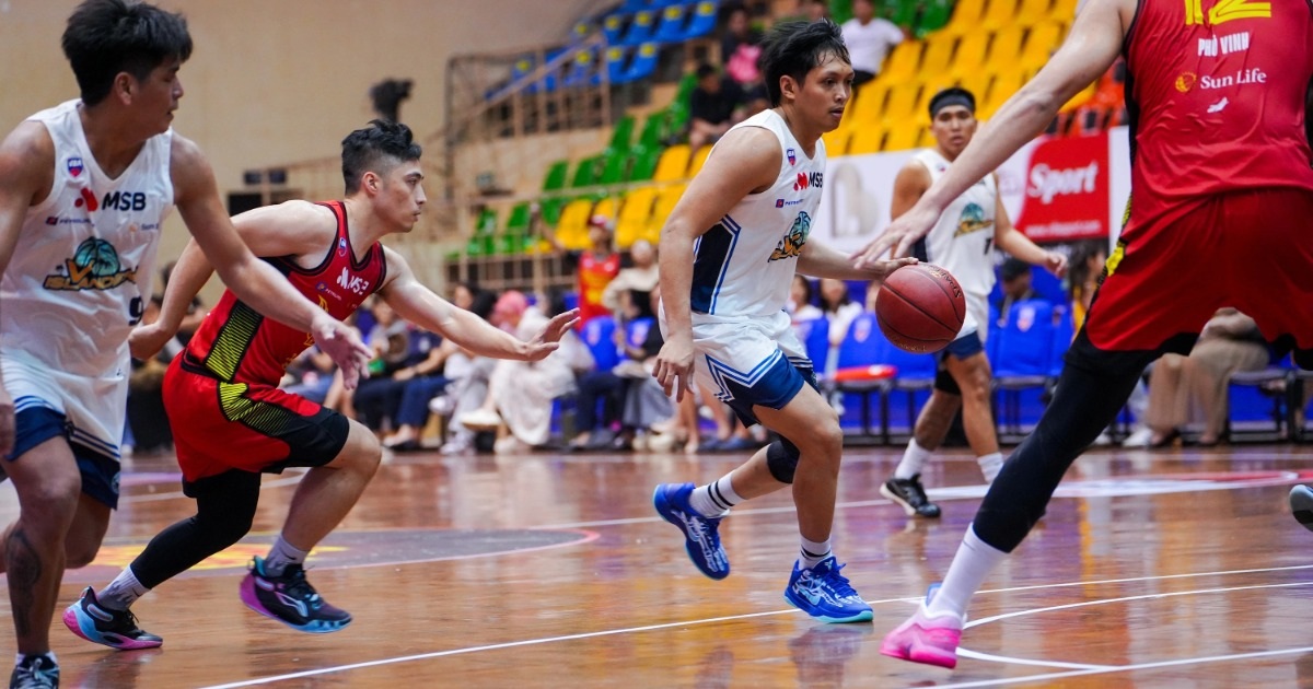 VBA STAR X và MSB mang âm nhạc hòa cùng bóng rổ