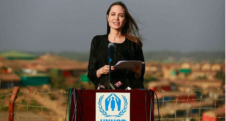 How Angelina Jolie impresses with her meaningful social activities - 1