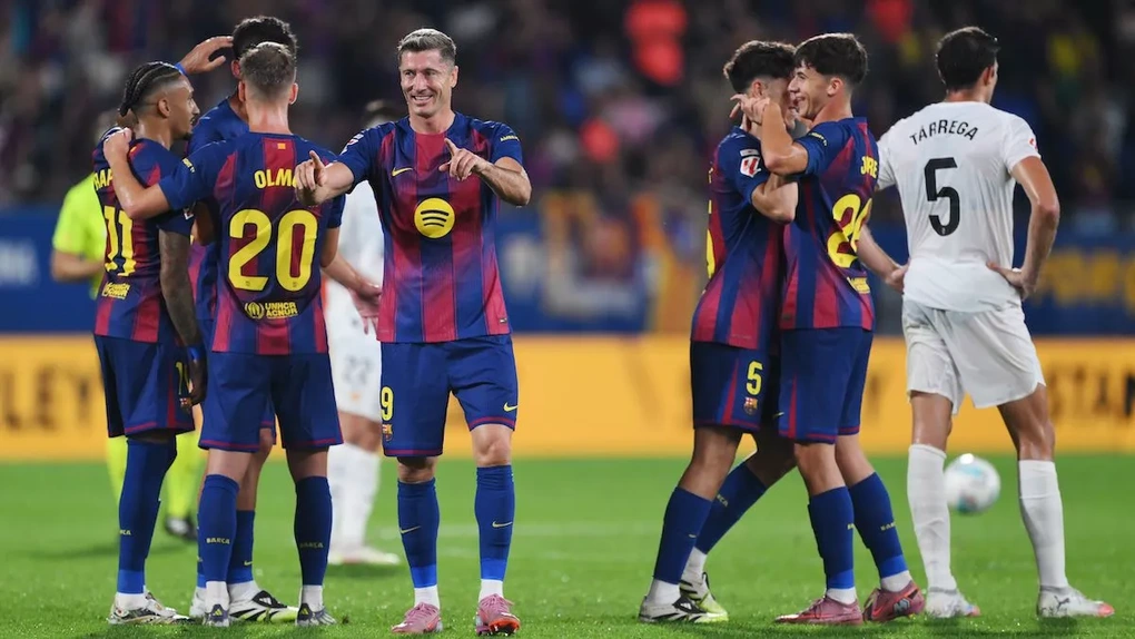 Vắng Lamine Yamal, Barcelona vẫn dễ dàng thắng Valencia 6-0 - 2 Vắng Lamine Yamal, Barcelona vẫn dễ dàng thắng Valencia 6-0 - 2