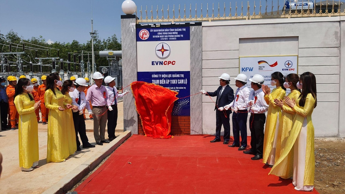 EVNCPC: Tiểu dự án TBA 110kV Cam Lộ và đấu nối vượt tiến độ 5 tháng - 1 EVNCPC: Tiểu dự án TBA 110kV Cam Lộ và đấu nối vượt tiến độ 5 tháng - 1