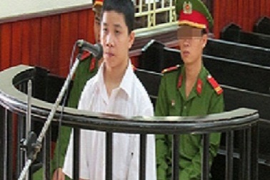 Giết bà nội lấy tiền chơi game