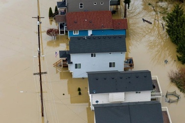 Mỹ: Lũ lụt nghiêm trọng, bang Washington ban hành lệnh sơ tán 100.000 dân