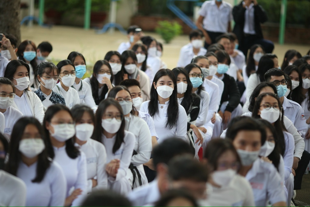 Tỷ lệ học sinh khá giỏi cao chót vót, đại học né tuyển sinh học bạ - 1 Tỷ lệ học sinh khá giỏi cao chót vót, đại học né tuyển sinh học bạ - 1
