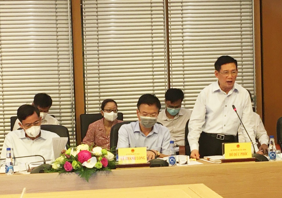 Bộ trưởng Tài chính: Gần đủ tiền tiêm vắc xin Covid-19 cho 75 triệu dân - 1 Bộ trưởng Tài chính: Gần đủ tiền tiêm vắc xin Covid-19 cho 75 triệu dân - 1