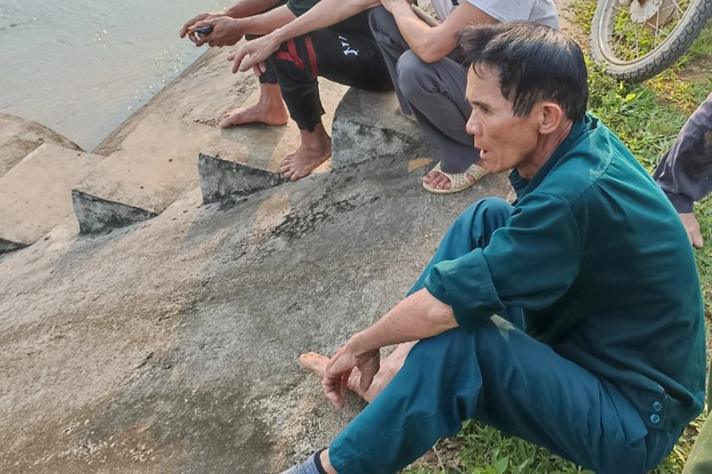 Đề nghị Thủ tướng tặng Bằng khen lão nông cứu 2 nam sinh - 2 Đề nghị Thủ tướng tặng Bằng khen lão nông cứu 2 nam sinh - 2