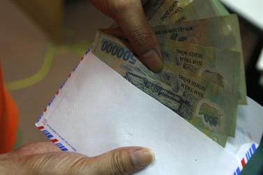 34 cán bộ hải quan tiếp tay chiếm đoạt tiền hoàn thuế