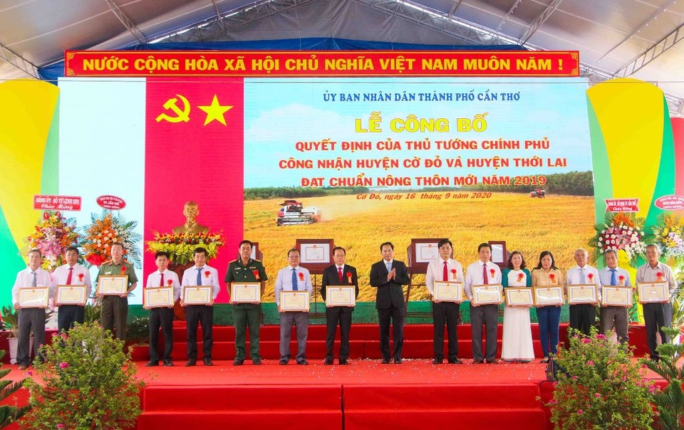 Cần Thơ về đích nông thôn mới sớm hơn kế hoạch 1 năm - 2 Cần Thơ về đích nông thôn mới sớm hơn kế hoạch 1 năm - 2