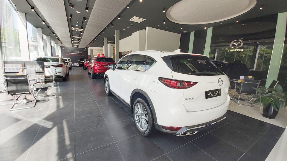Xe nhập trượt dốc, ô tô trong nước vui như mở cờ vì ưu ái thuế phí - 7 Xe nhập trượt dốc, ô tô trong nước vui như mở cờ vì ưu ái thuế phí - 7