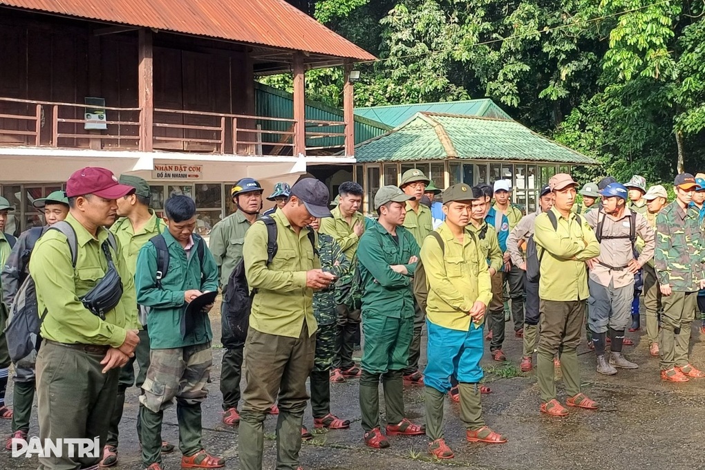 Giải mã những ẩn số quanh vụ du khách tử vong trong rừng Cúc Phương - 3 Giải mã những ẩn số quanh vụ du khách tử vong trong rừng Cúc Phương - 3