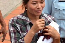 Chị Hồng nhờ chuyển hơn 100 tờ yên rách sang Nhật để đổi