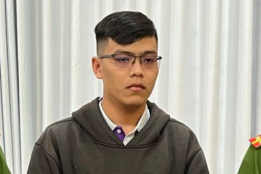 Thiếu nữ 17 tuổi bị nam hướng dẫn viên du lịch hiếp dâm