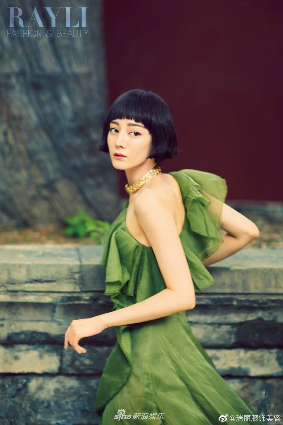 Địch Lệ Nhiệt Ba xinh đẹp “hút hồn” sánh đôi cùng Dương Dương - 17 Địch Lệ Nhiệt Ba xinh đẹp “hút hồn” sánh đôi cùng Dương Dương - 17