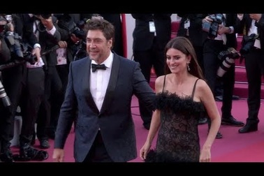 Penelope Cruz thanh lịch tại LHP Cannes