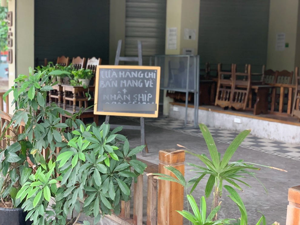 Khách thuê vật vã cõng chi phí mặt bằng: Chuyên gia chỉ loạt cách cứu - 1 Khách thuê vật vã cõng chi phí mặt bằng: Chuyên gia chỉ loạt cách cứu - 1