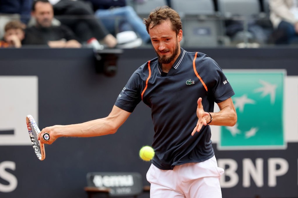 Medvedev lần đầu vào bán kết Rome Masters - 1 Medvedev lần đầu vào bán kết Rome Masters - 1