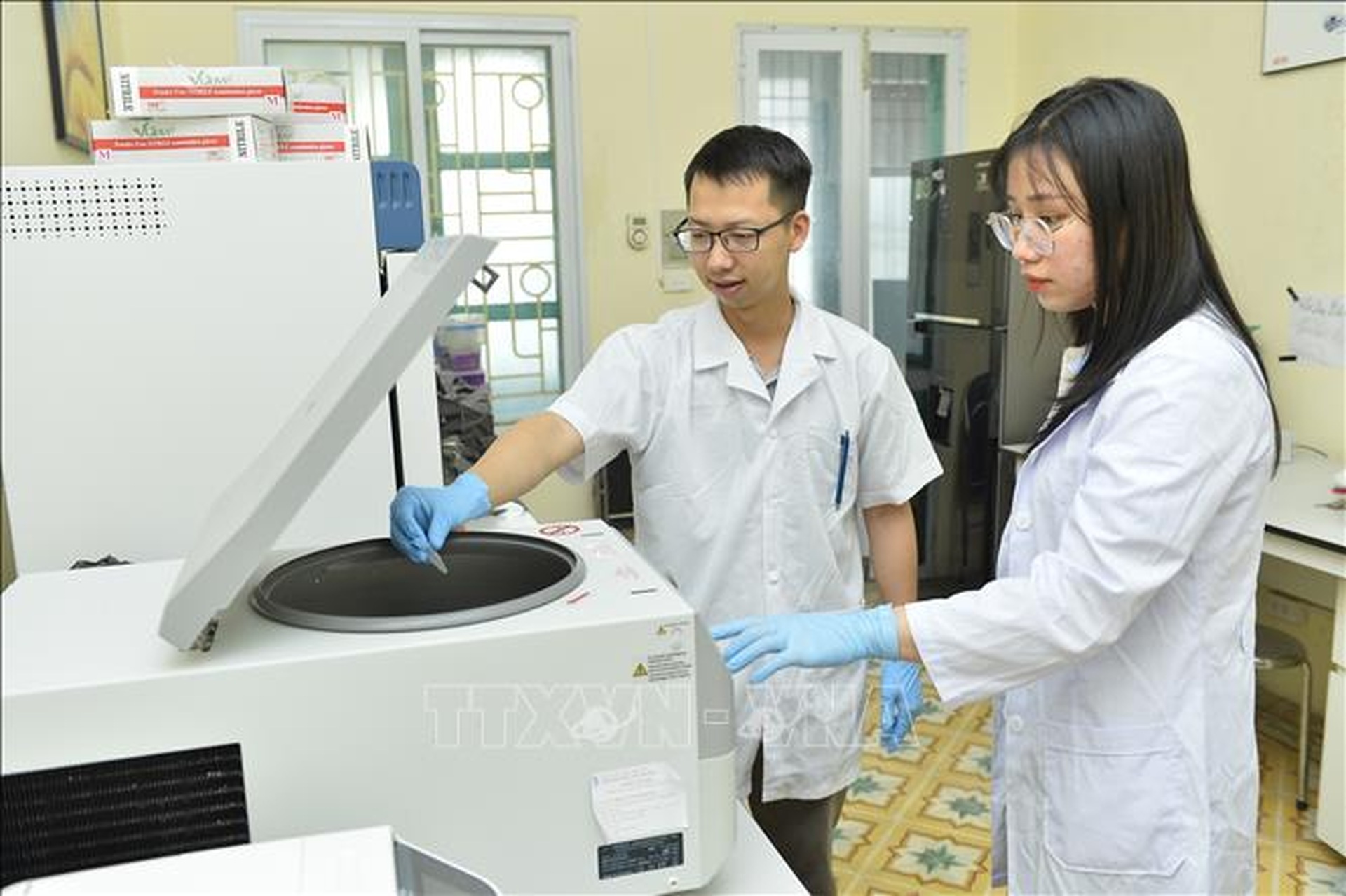 Herausragende Leistungen talentierter junger Intellektueller bei der A80-11-Parade Thành tựu xuất sắc của các anh tài trong khối trí thức trẻ diễu hành A80 - 11