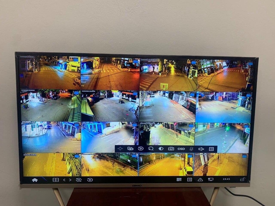 Lắp camera giám sát, xử lý người dân ra đường khi không cần thiết - 2 Lắp camera giám sát, xử lý người dân ra đường khi không cần thiết - 2