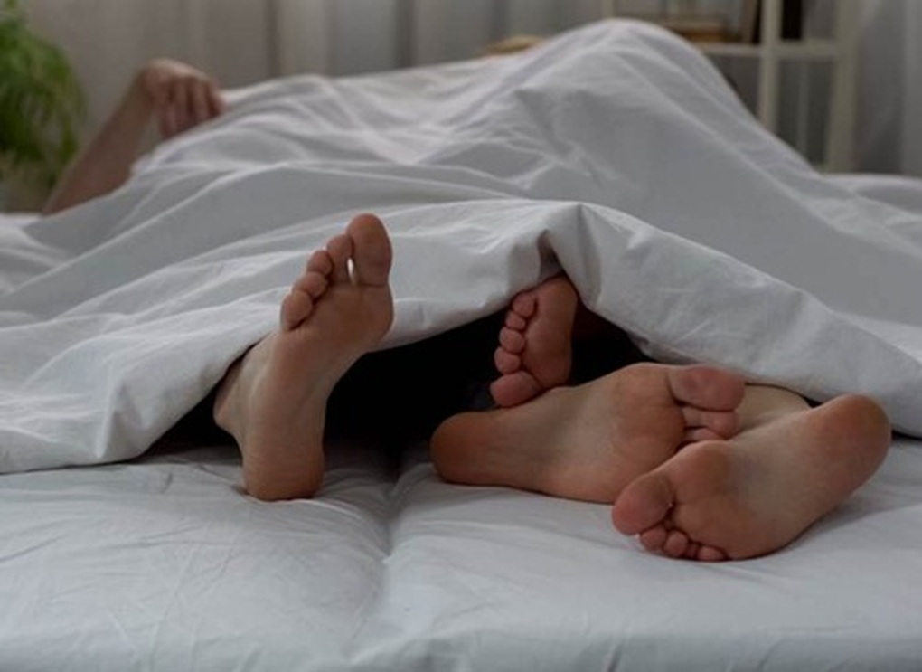 Hành động gây sốc của bạn gái khi bị từ chối yêu - 1