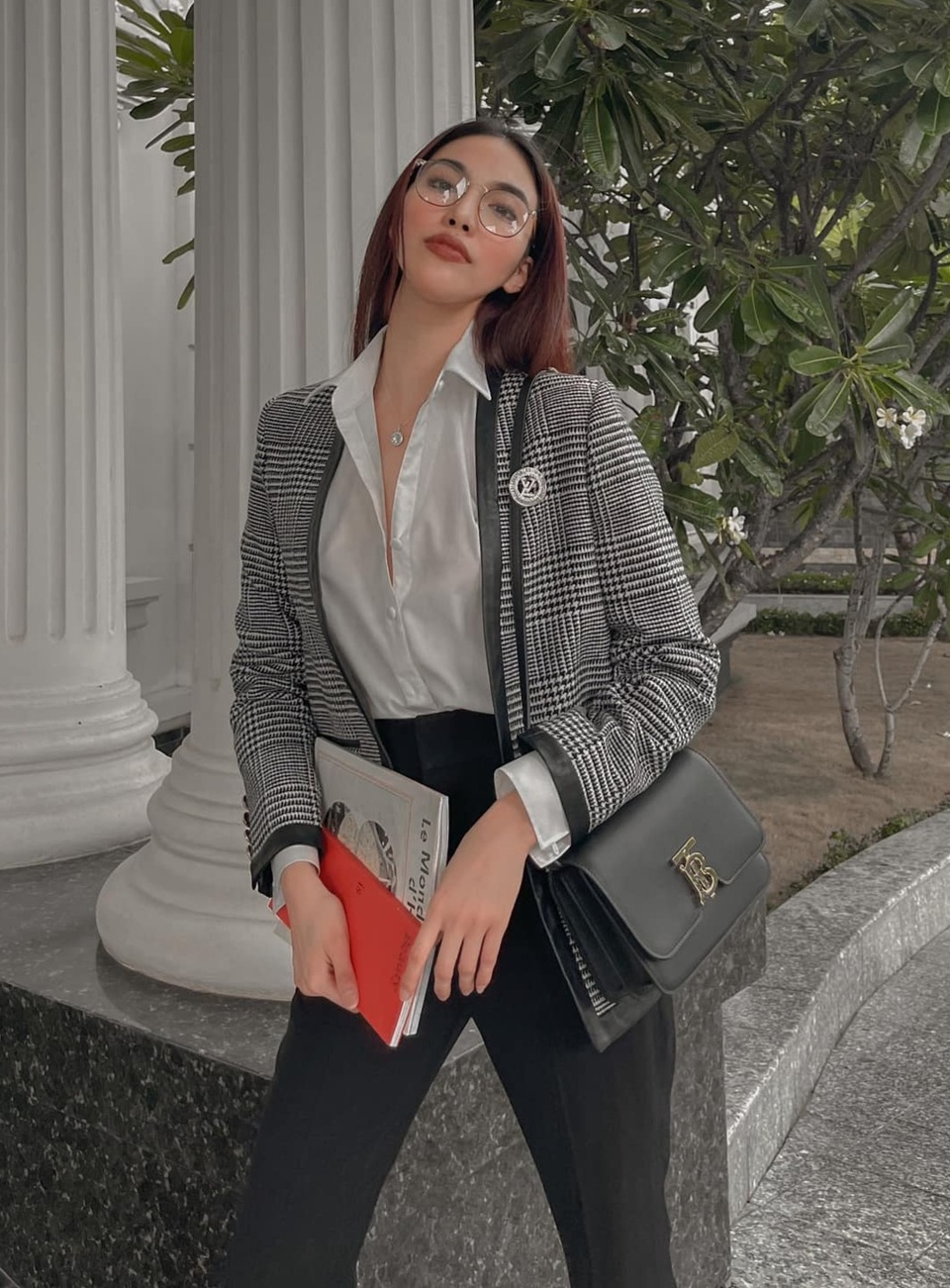 Diễm My 9X, Lan Ngọc hở bạo khoe dáng nhưng không phản cảm - 6 Diễm My 9X, Lan Ngọc hở bạo khoe dáng nhưng không phản cảm - 6