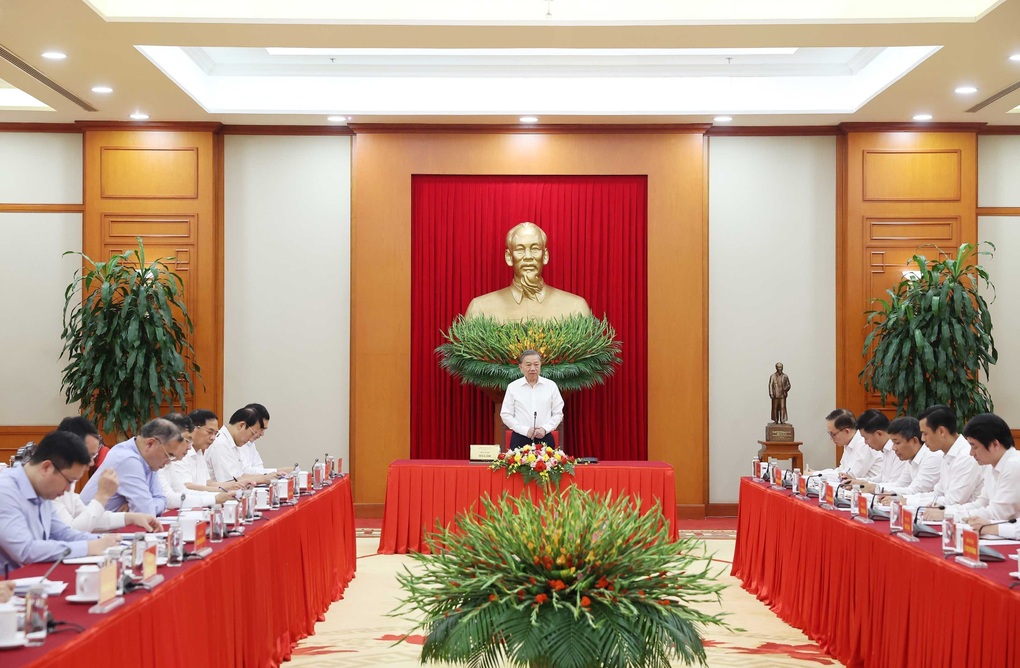 Ngoại giao Việt Nam tiếp tục kiến tạo hòa bình, nâng tầm vị thế đất nước - 1