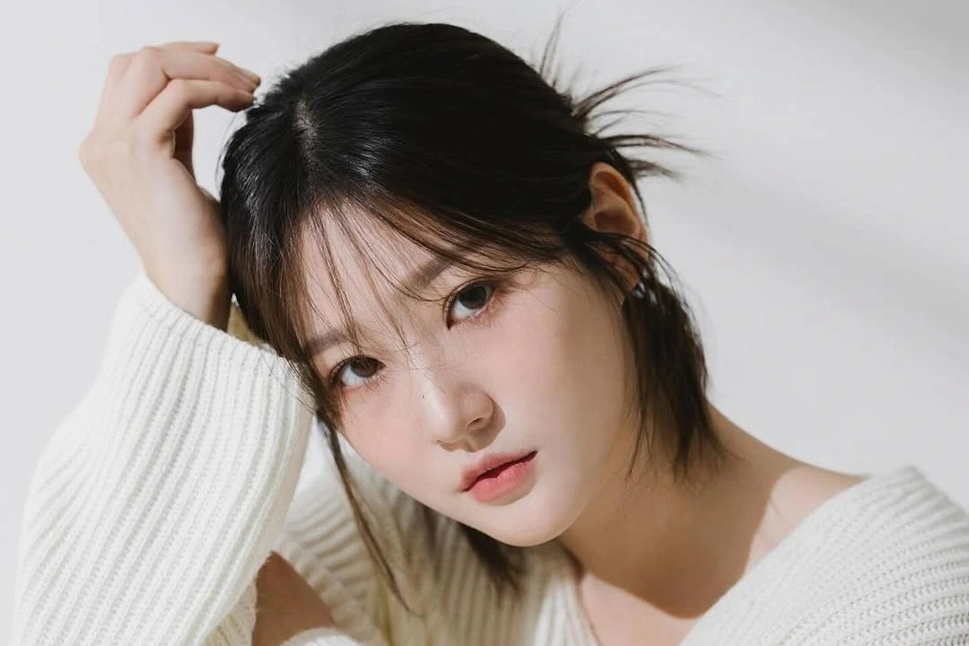 Tâm thư day dứt của Kim Sae Ron và bi kịch của ngôi sao không thể yên nghỉ