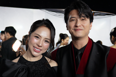 Phản ứng của Bạch Lan Phương khi chồng nhận loạt thư từ người hâm mộ