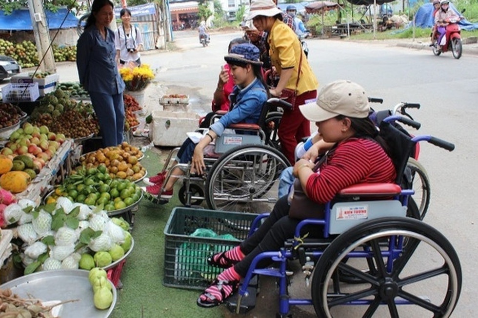 Tập trung mọi nguồn lực để hỗ trợ việc làm cho người khuyết tật - 5 Tập trung mọi nguồn lực để hỗ trợ việc làm cho người khuyết tật - 5