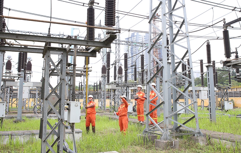 EVNNPT phối hợp lực lượng diễn tập ứng phó sự cố lưới điện truyền tải - 4 EVNNPT phối hợp lực lượng diễn tập ứng phó sự cố lưới điện truyền tải - 4