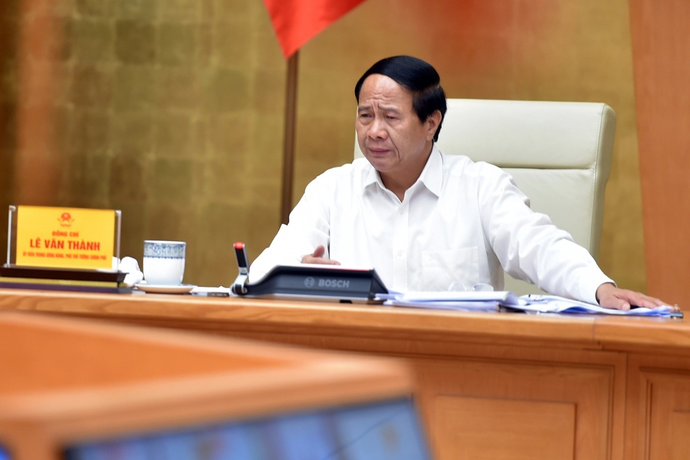 Phó Thủ tướng: Không phải cứ có F0 là đóng cửa nhà máy hàng nghìn công nhân - 1 Phó Thủ tướng: Không phải cứ có F0 là đóng cửa nhà máy hàng nghìn công nhân - 1