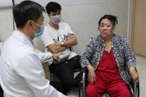 TPHCM: Hai phụ nữ phải mổ não sau khi nhức đầu liên tục