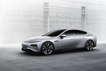 Ô tô điện Trung Quốc gây bất ngờ với khả năng chạy 600km mới phải sạc lại