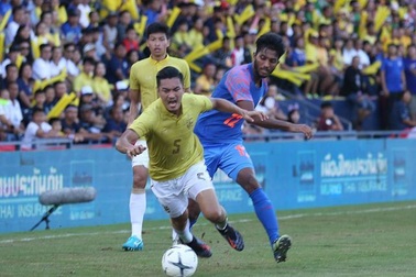 Thất bại ở King's Cup, người Thái chờ "thay tướng đổi vận"