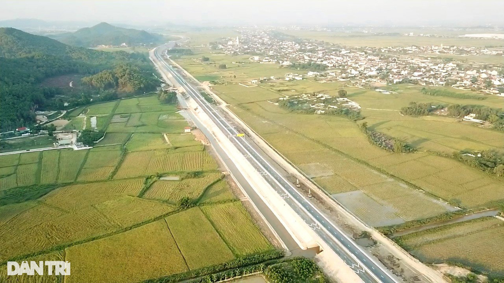 Nhiều bất cập trên các đoạn cao tốc Bắc - Nam qua khu vực miền Trung - 12 Nhiều bất cập trên các đoạn cao tốc Bắc - Nam qua khu vực miền Trung - 12