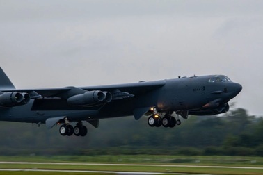 Máy bay B-52 của Mỹ xuất hiện sát không phận Ukraine