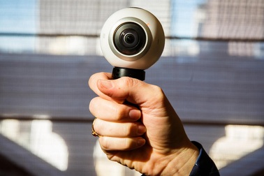 Trào lưu ảnh, video 360 độ: Gear 360 nhập cuộc ấn tượng