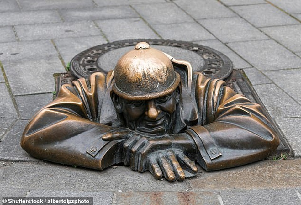 Chiêm ngưỡng những bức tượng may mắn trên thế giới - 2