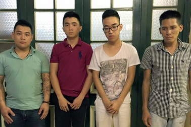 Nhóm thanh niên đua xe làm náo loạn đường phố Hà Nội