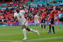 HLV Gareth Southgate: "Đội tuyển Anh sẽ chinh phục từng đối thủ"