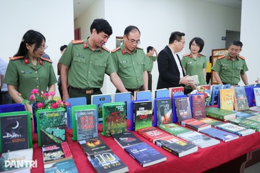 Khai mạc trại viết lần 3: Lan tỏa hình tượng chiến sĩ công an trong văn học