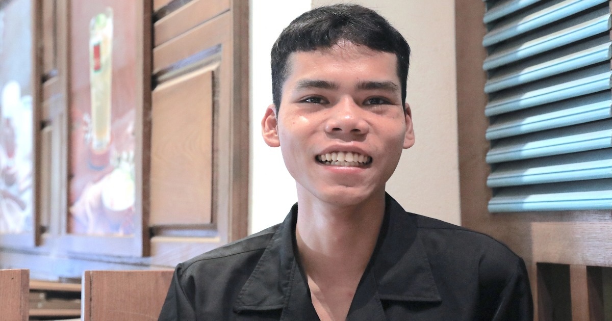 View - Gặp lại người hùng cầm búa đập tường cứu người gây sốt ở Hà Nội | Báo Dân trí