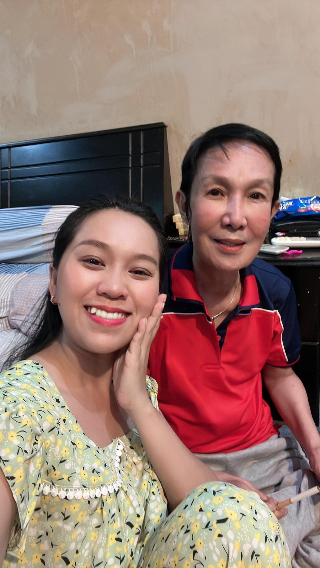 Cháu gái NSƯT Vũ Linh: Tôi sẽ nhờ pháp luật can thiệp nếu ai vu khống tôi - 2 Cháu gái NSƯT Vũ Linh: Tôi sẽ nhờ pháp luật can thiệp nếu ai vu khống tôi - 2