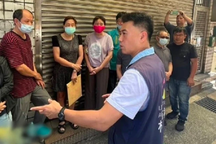 Từ chối trai trẻ tán tỉnh, cô gái bị đánh đến mức phải đi cấp cứu