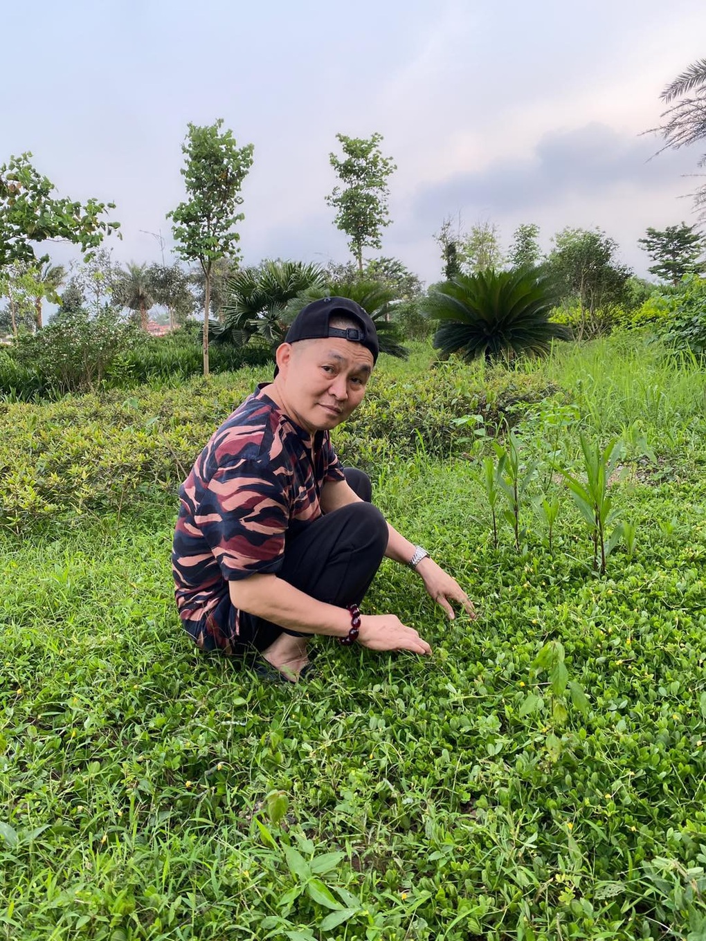 Vua hề chèo Xuân Hinh tuổi 63: Cuộc sống an nhàn, về hưu đào ao câu cá - 7 Vua hề chèo Xuân Hinh tuổi 63: Cuộc sống an nhàn, về hưu đào ao câu cá - 7