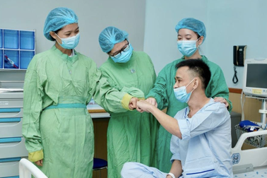 Ca ghép tim xuyên Việt xuất viện