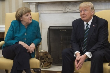 Ông Trump mời bà Merkel thăm phòng ngủ ở Nhà Trắng