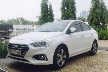 Hyundai Accent biển "tứ quý 9" rao bán 850 triệu đồng