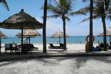 Cửa Đại là một trong những bãi biển đẹp nhất Châu Á