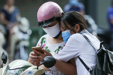 Kì thi tuyển 10: Tôi giật mình về cách thương con của mình