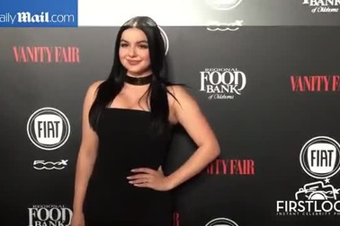 Ngột ngạt với “vòng một” ngoại cỡ, mỹ nhân 18 tuổi phẫu thuật thu nhỏ ngực